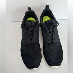 Nike Roshe Run Black White Running Shoes Sneakers Men's Size 11